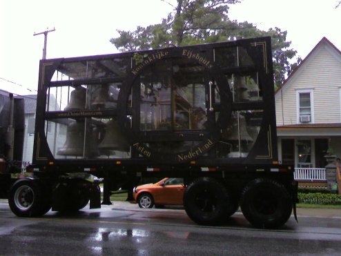 0704091628 The Bell Truck. It was chiming while driving. Very nice.