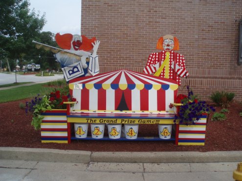 And what doesn't say "snazzy" like BOZO'S CIRCUS!!